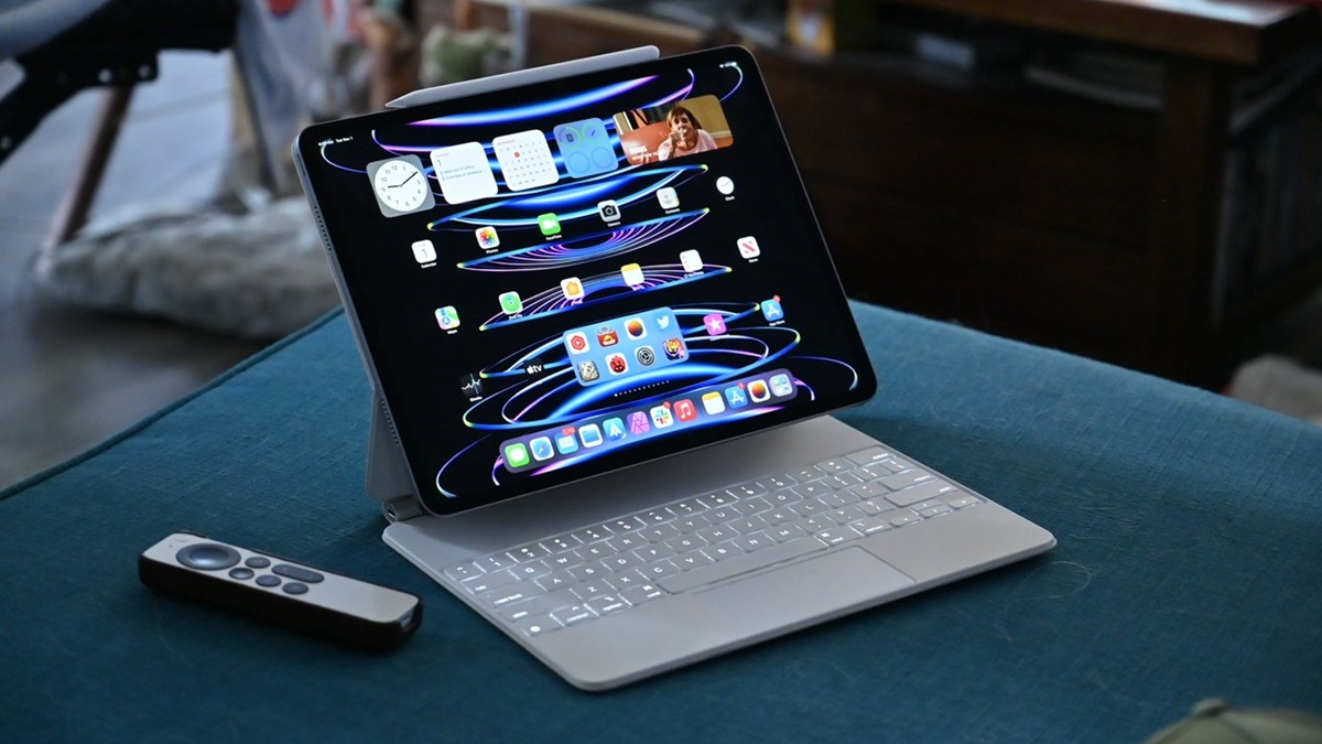 yeni-ipad-pro-ipad-air-ve-macbook-air-modelleri-yaz-feslinde-teqdim-oluna-biler