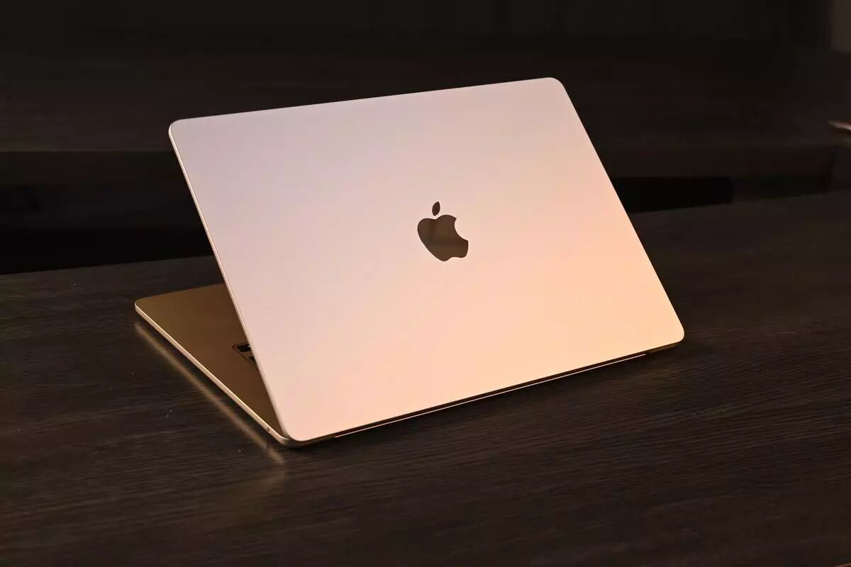 yeni-macbook-air-in-ne-zaman-teqdim-olunacagi-aciqlanib