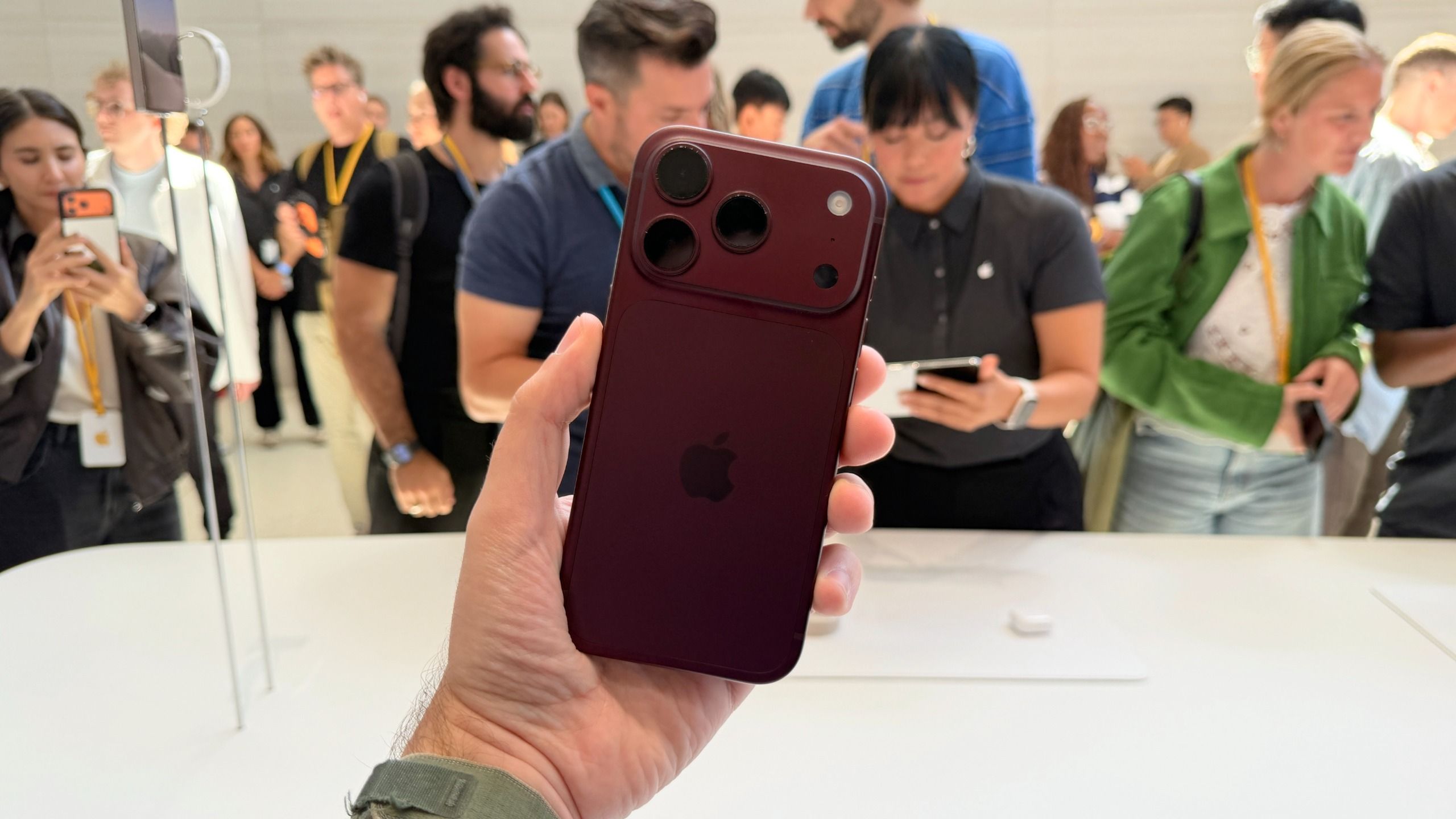 Apple 9 sentyabrda iPhone 18 Pro seriyasını təqdim etdi: 1199 dollardan