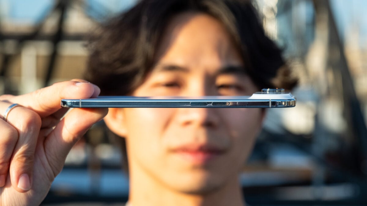 Apple ilk qatlanan iPhone-u göstərə bilər: qiyməti 4080 manata çata bilər