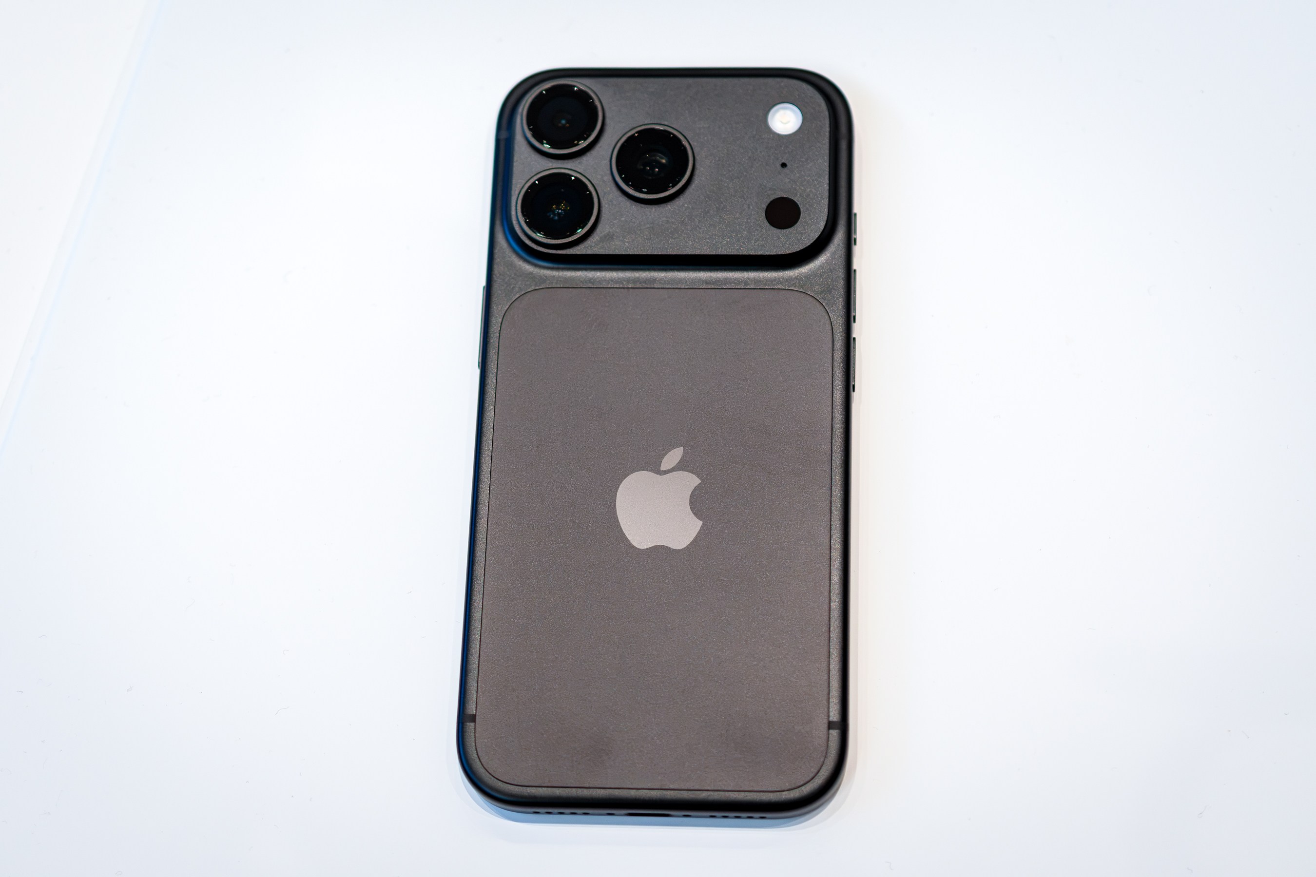 Apple-ın yeni rəhbəri 9 sentyabrdakı ilk çıxışında iPhone-u önə çəkib