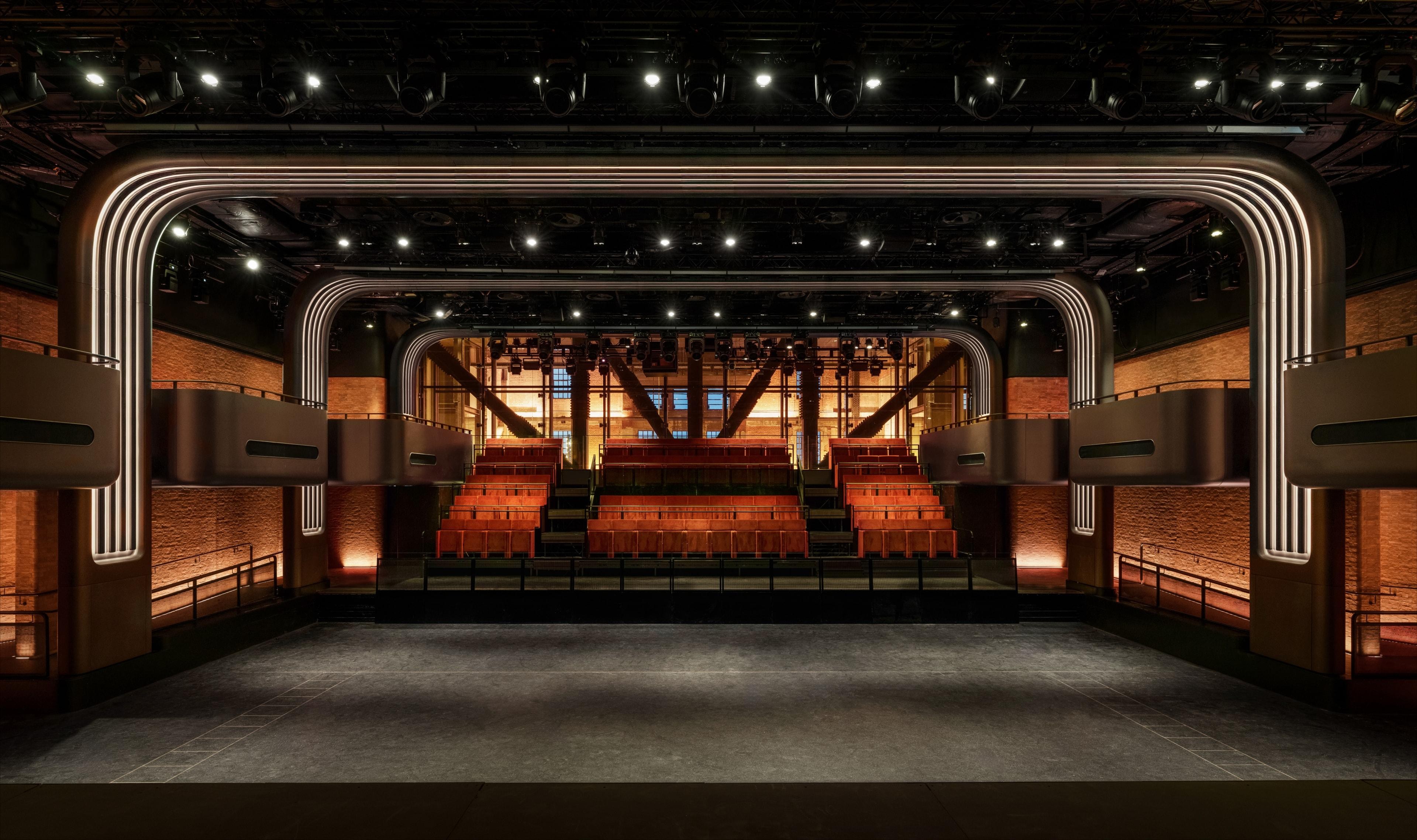 Apple Londonda 600 nəfərlik konsert zalı və radio studiyaları açacaq