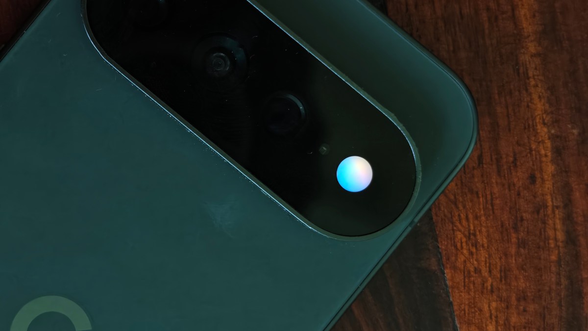 Google Pixel 11 üçün müəssisələrə zəng edən Gemini funksiyasını təqdim etdi