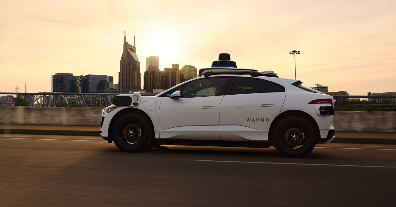 Lyft Nashville-də Waymo robotaksiləri ilə səfər təklif etməyə başladı