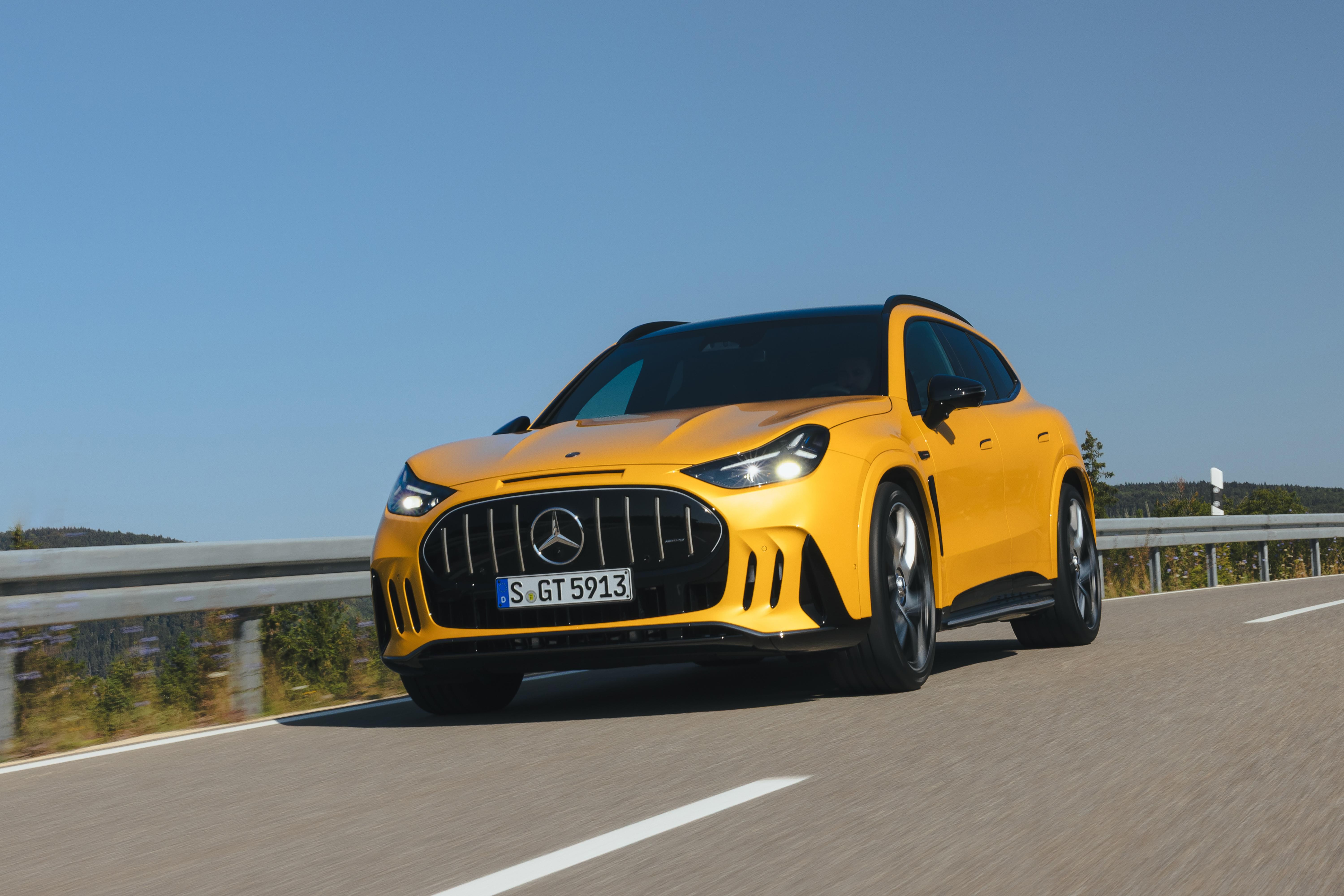 Mercedes-AMG elektrik GT SUV modelini 3 versiyada təqdim etdi