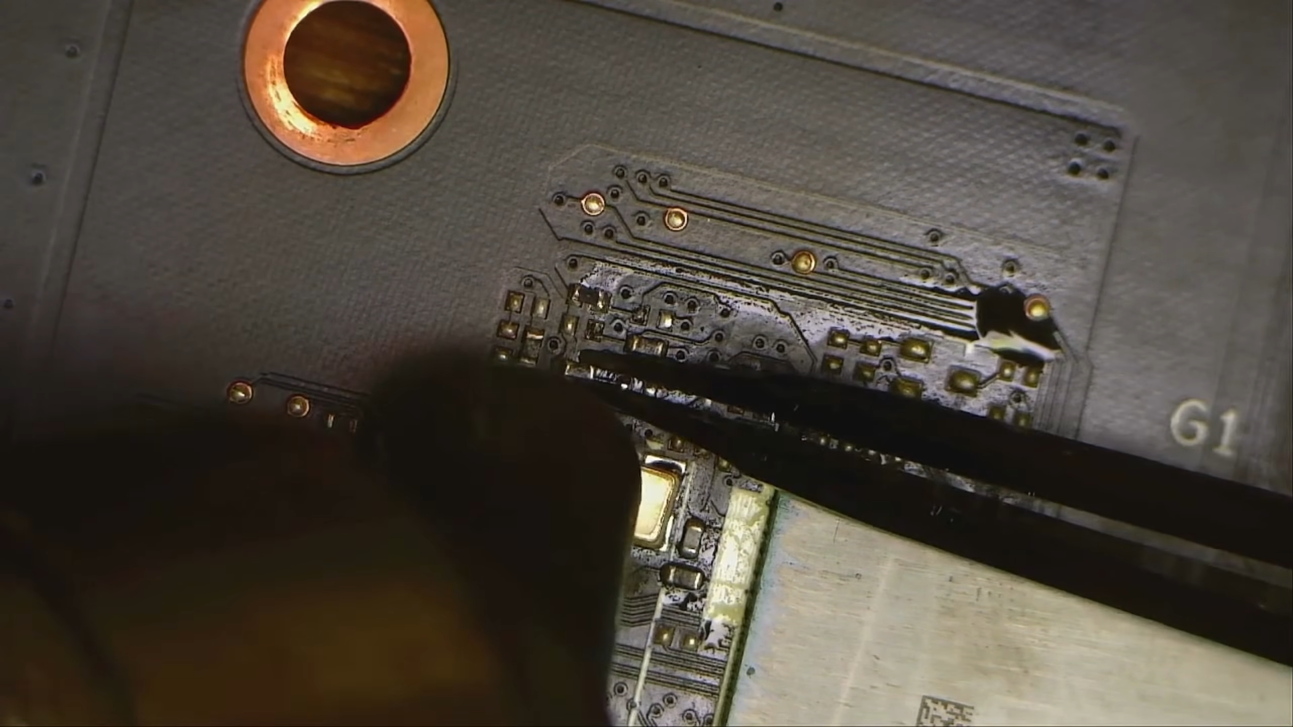 Modder Nvidia-nın buraxmadığı 16 GB-lıq RTX 3070 Ti videokartı düzəldib