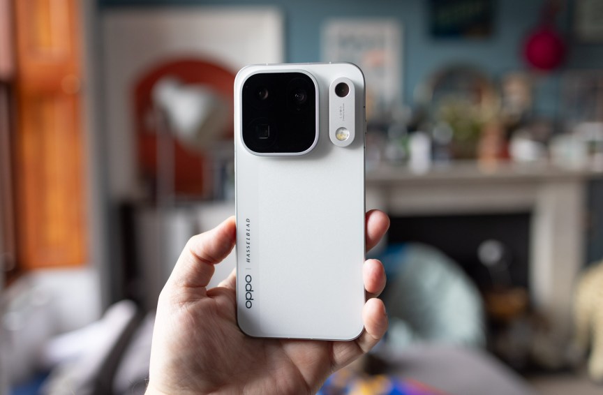 Oppo Find X10 smartfonları Avropada satışa çıxdı, qiymət 3550 manata çatır