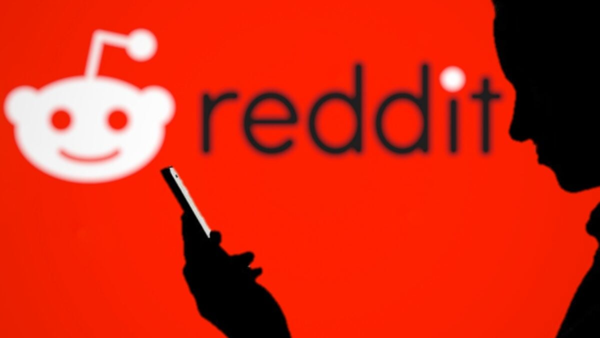Reddit bütün istifadəçilərdən hesabla giriş tələb etməyə hazırlaşır