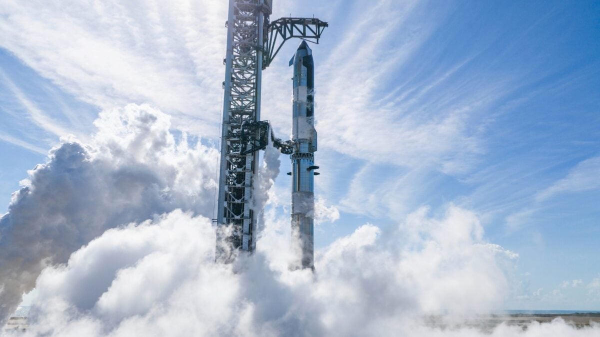 SpaceX-in Starship meqaraketi 14-cü sınaqda Yer orbitinə çatdı