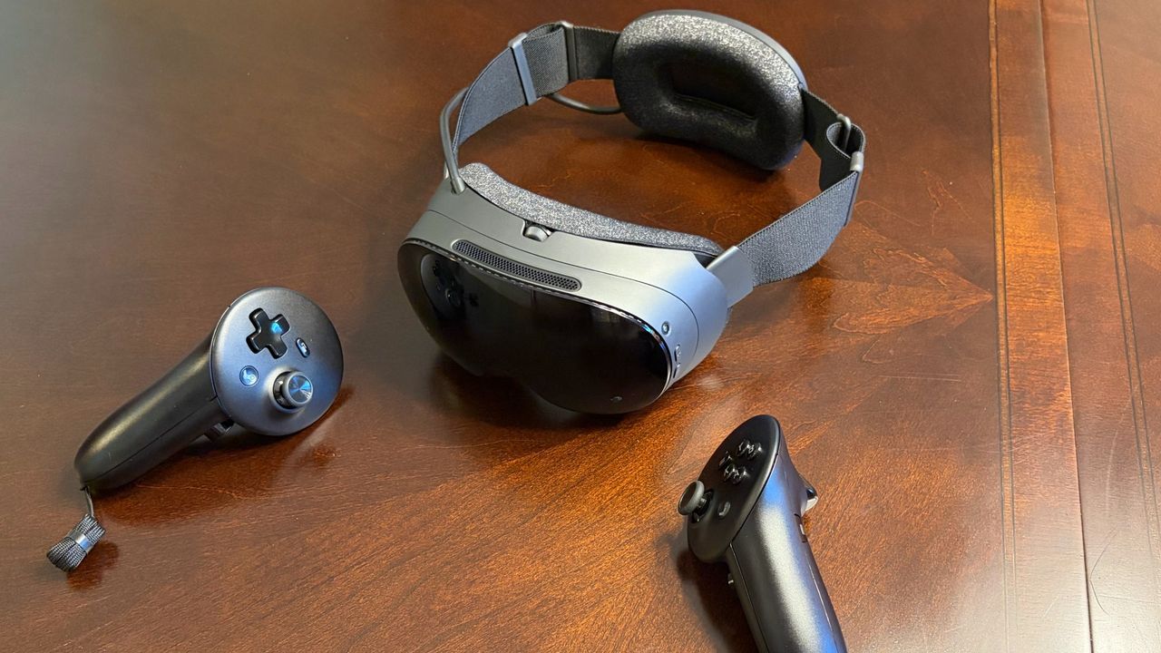 Valve Steam Frame VR başlığının qiymətini açıqladı: 1800 manatdan başlayır