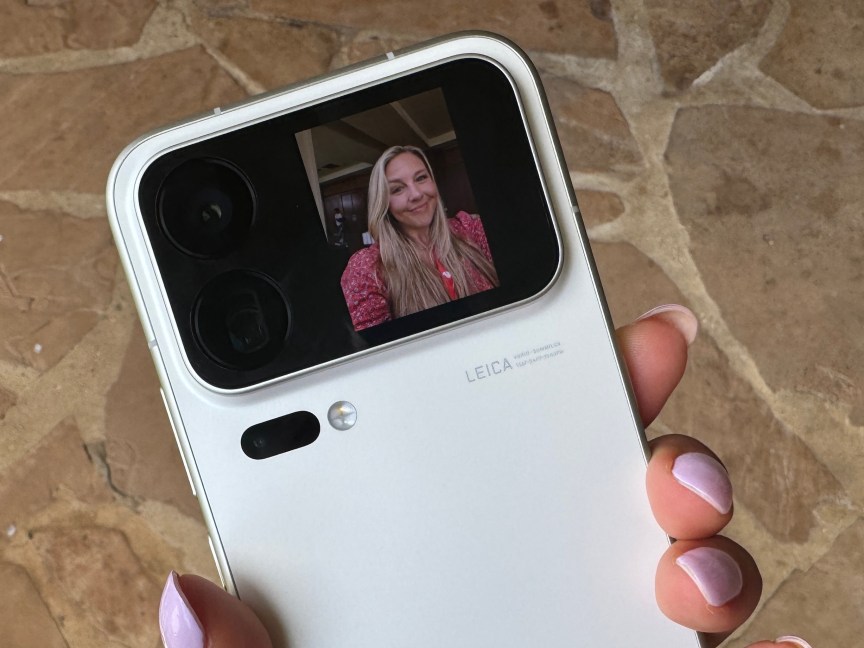 Xiaomi 18 Pro smartfon seriyasını 2026-cı ildə qlobal təqdim edəcək