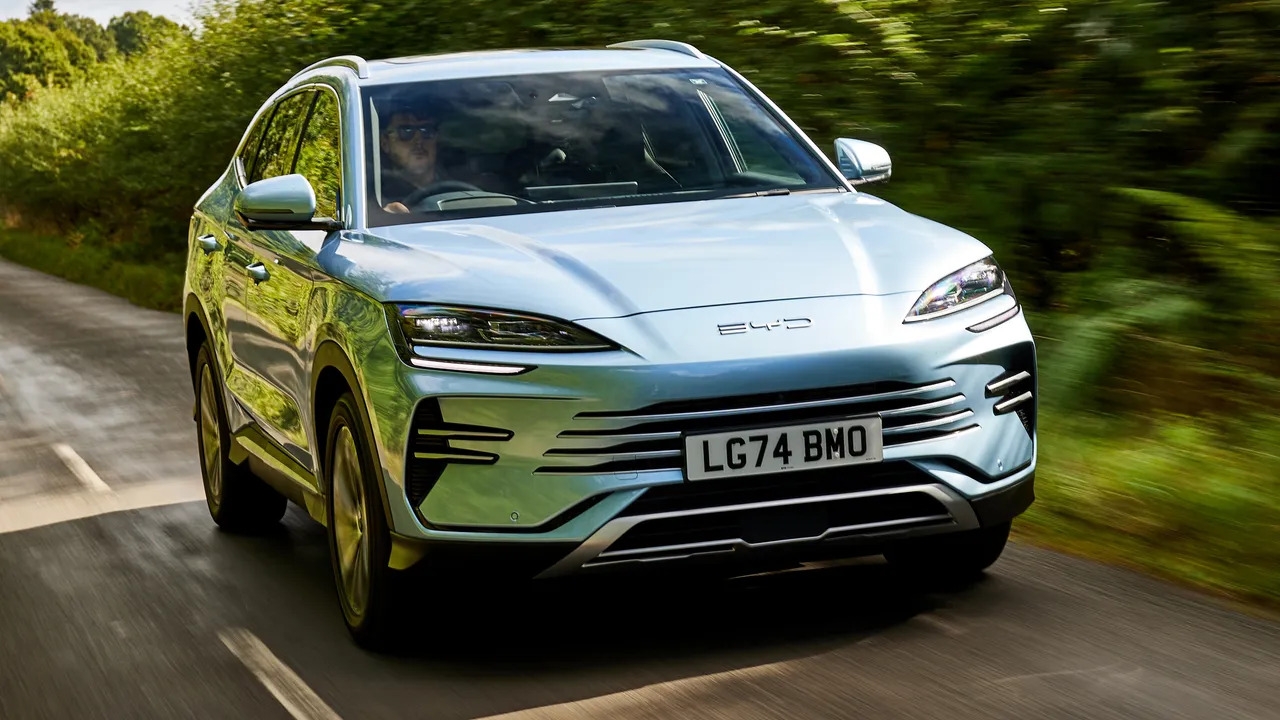 byd-ilk-defe-avropadaki-elektromobil-satislarina-gore-tesla-ni-geride-qoyub