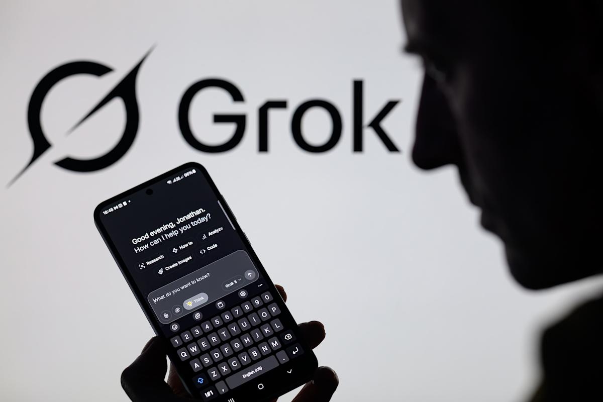 istifadecilerin-grok-ile-dialoqlari-muxtelif-axtaris-sistemlerinde-ortaya-cixib