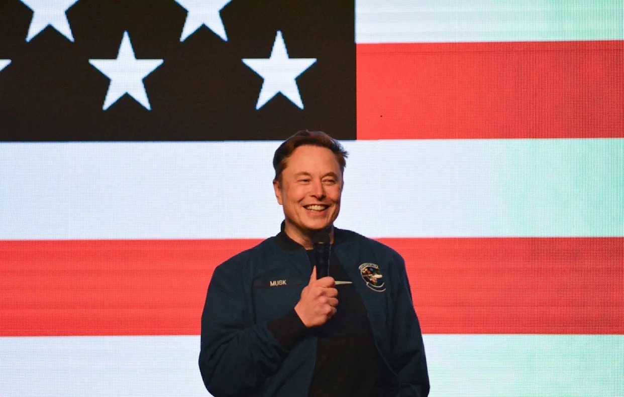 elon-musk-oz-siyasi-partiyasini-yaratdigini-elan-edib
