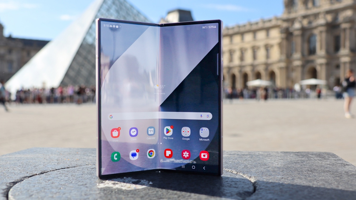 samsung-galaxy-z-fold-7-en-nazik-ve-yungul-qatlana-bilen-smartfon-ola-biler