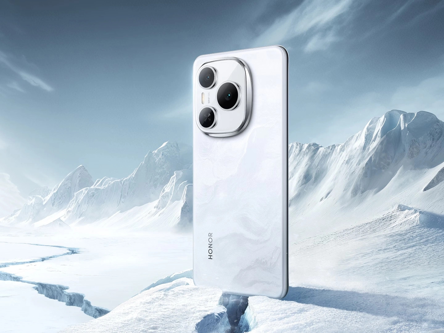 honor-8000-mah-dan-daha-boyuk-hecmli-batareyaya-sahib-smartfon-uzerinde-calisir
