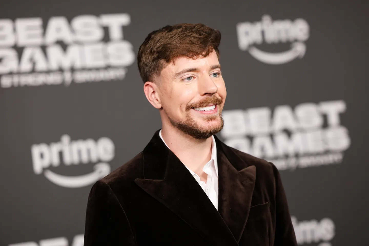 mrbeast-bank-tetbiqi-step-i-satin-aldi