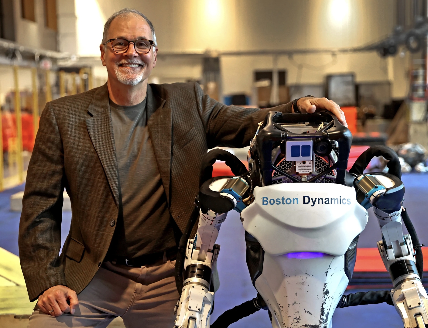 boston-dynamics-in-bas-direktoru-vezifesinden-ayrilir