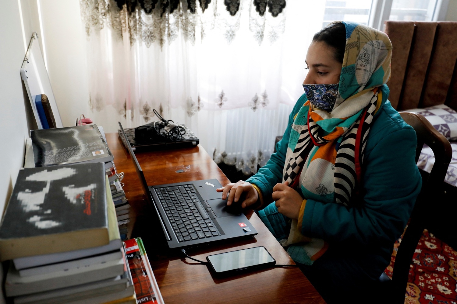 efqanistanda-internet-elaqesi-tamamile-kesilib