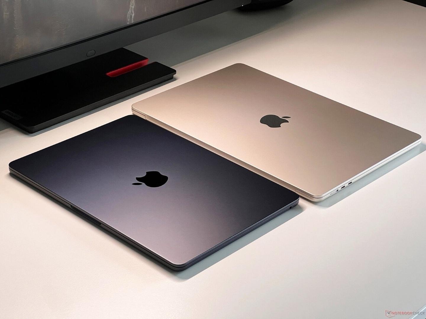 apple-599-dan-satilacaq-budceli-macbook-u-satisa-cixaracaq