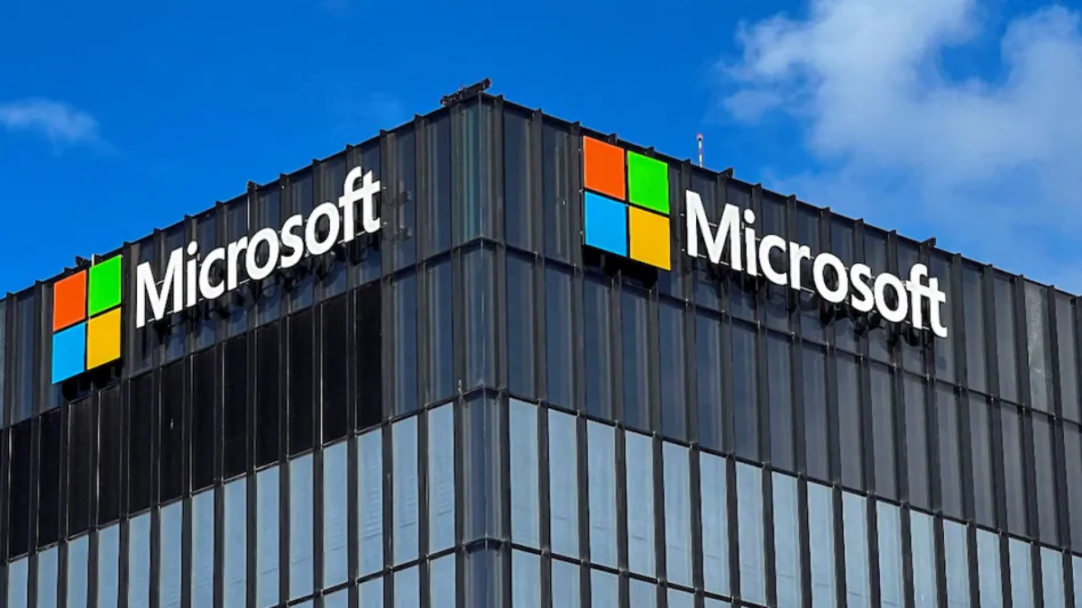microsoft-milyonlarla-insanin-suni-zekadan-istifadenin-oyredilmesine-4-milyard-dollar-vesait-ayirib