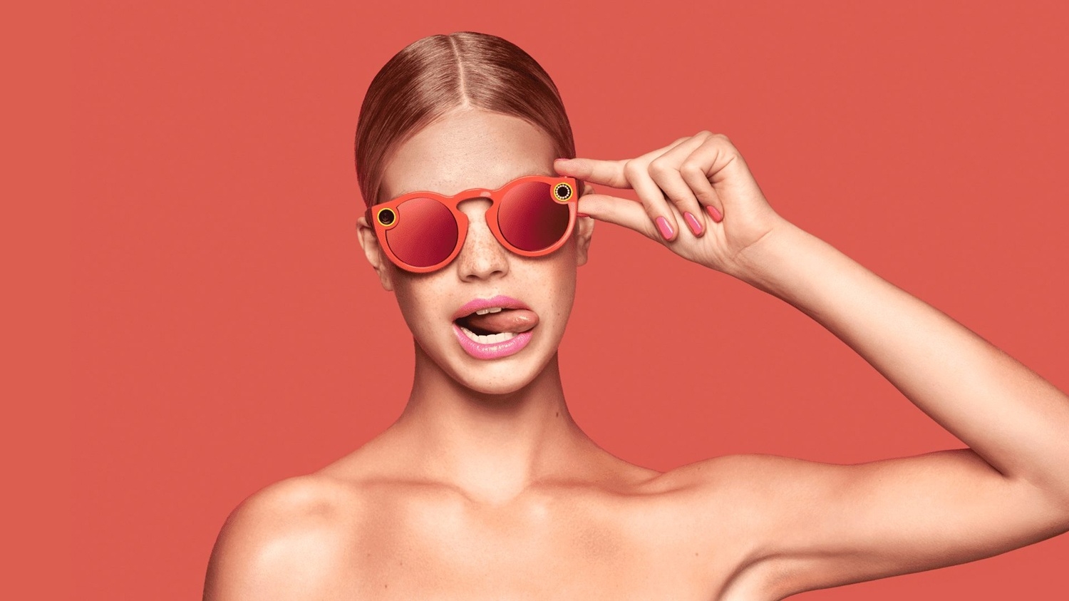 snapchat-in-sahibi-gelen-il-ar-eyneyini-satisa-cixaracaq