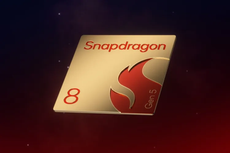 qualcomm-budce-dostu-flaqmanlar-ucun-snapdragon-8-gen-5-cipsetini-teqdim-etdi