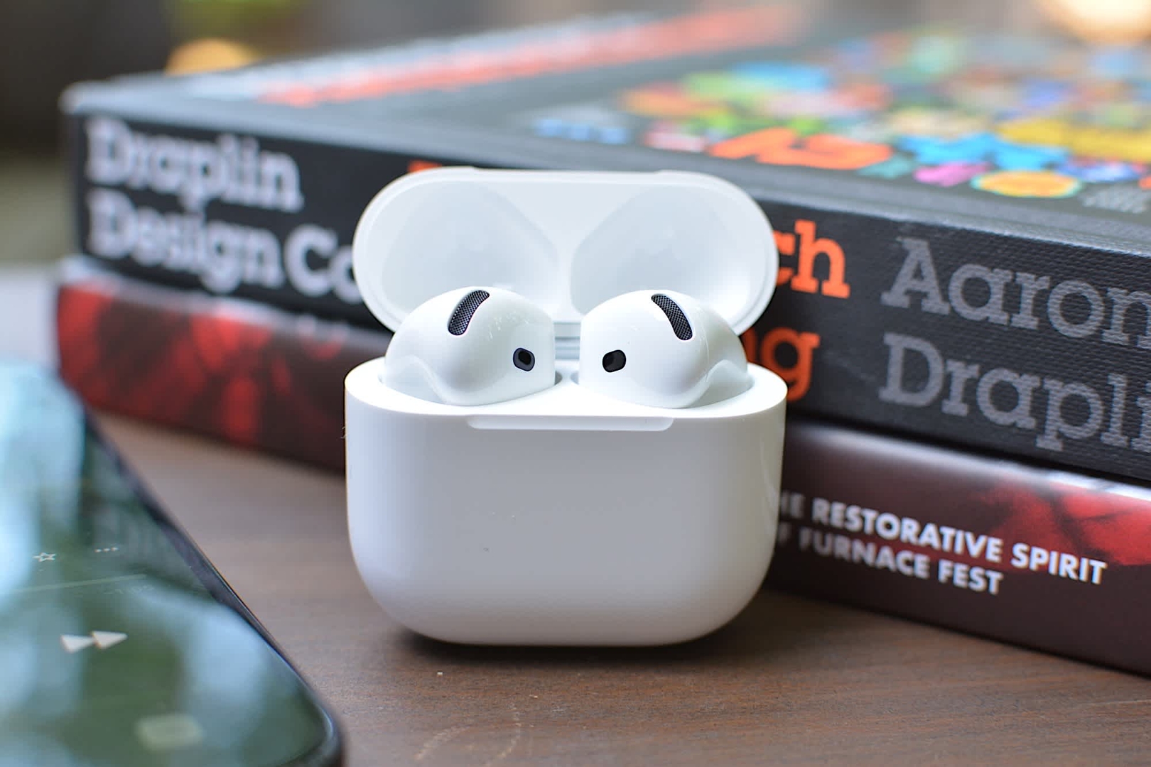 amazon-airpods-4-ucun-ilin-en-boyuk-endirimini-tekrar-ise-salib