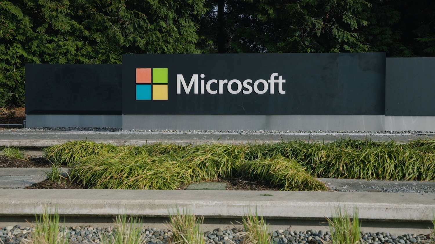 microsoft-un-proqram-teminati-kodunun-artiq-30-i-suni-zeka-vasitesile-tertib-edilib
