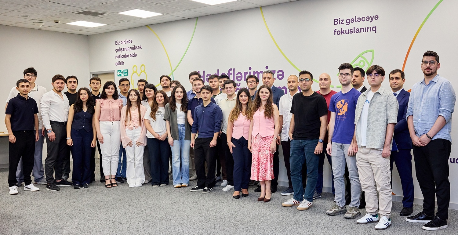 azercell-in-dataminds-bootcamp-proqrami-ugurla-yekunlasdi