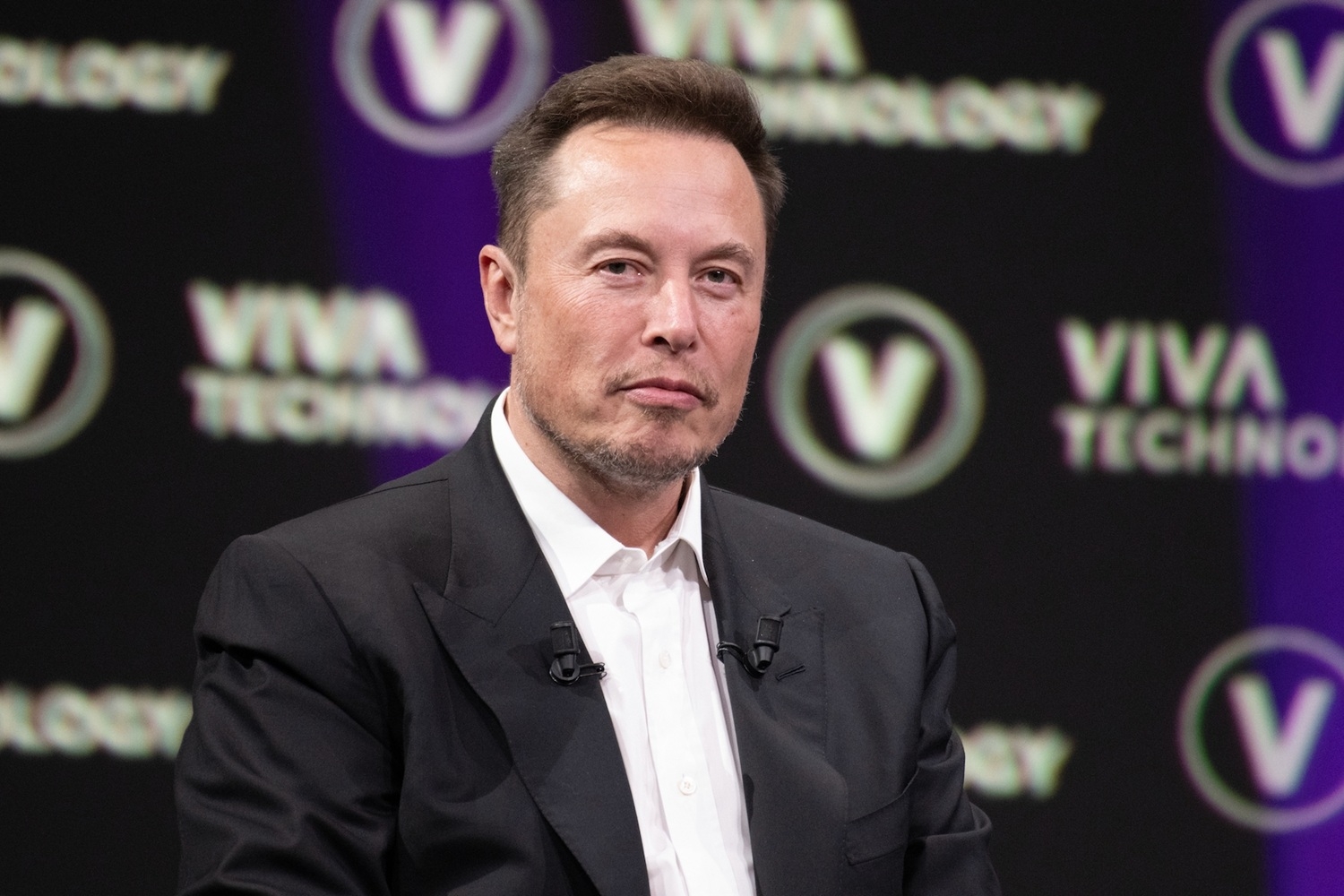 elon-musk-openai-nin-yaxin-serqdeki-layihelerine-mane-olmaq-isteyib