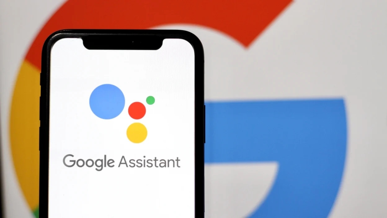 android-smartfonlarda-google-assistant-suni-zeka-esasli-gemini-ile-evezlenecek