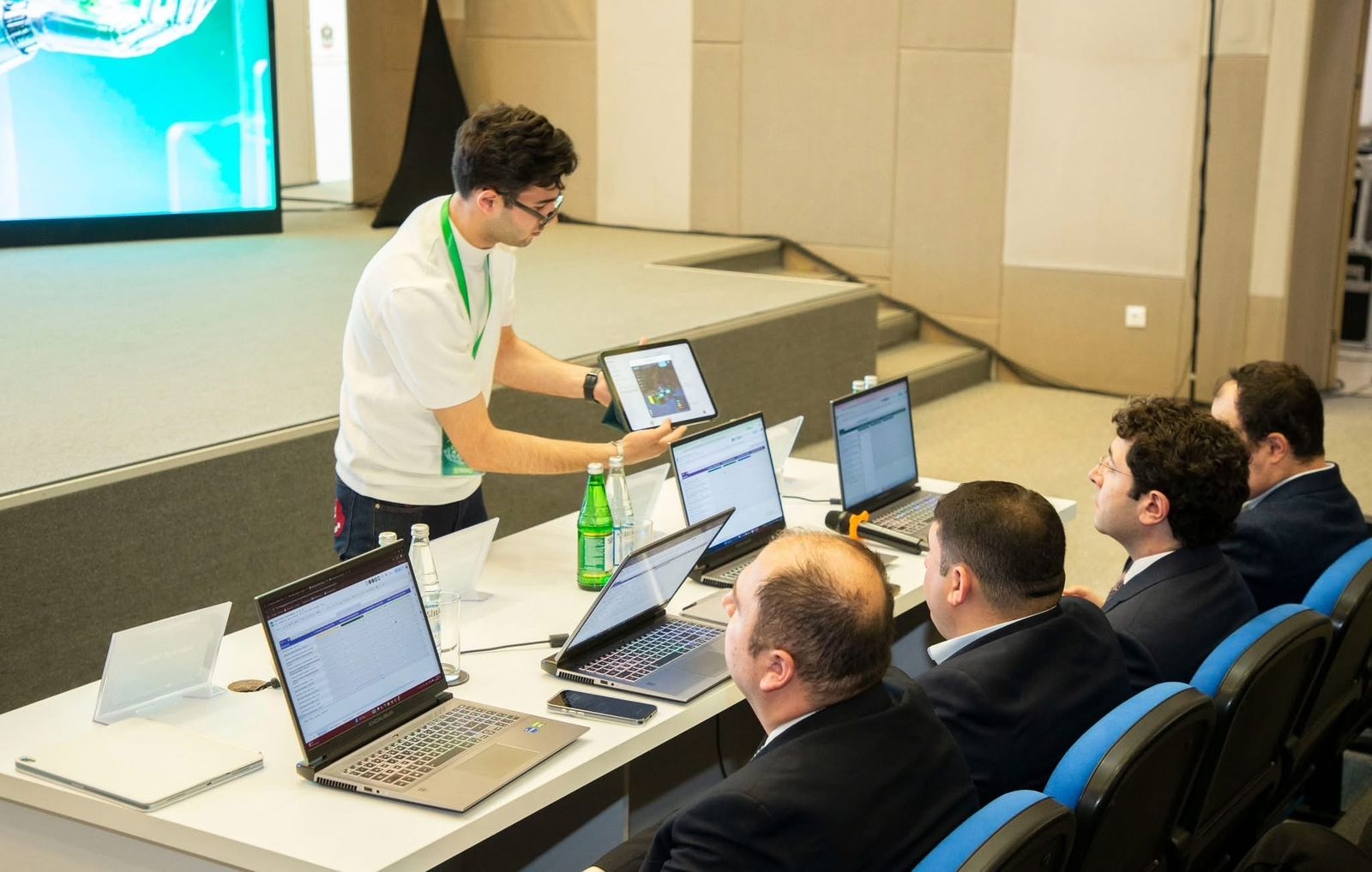 main-post-cover
