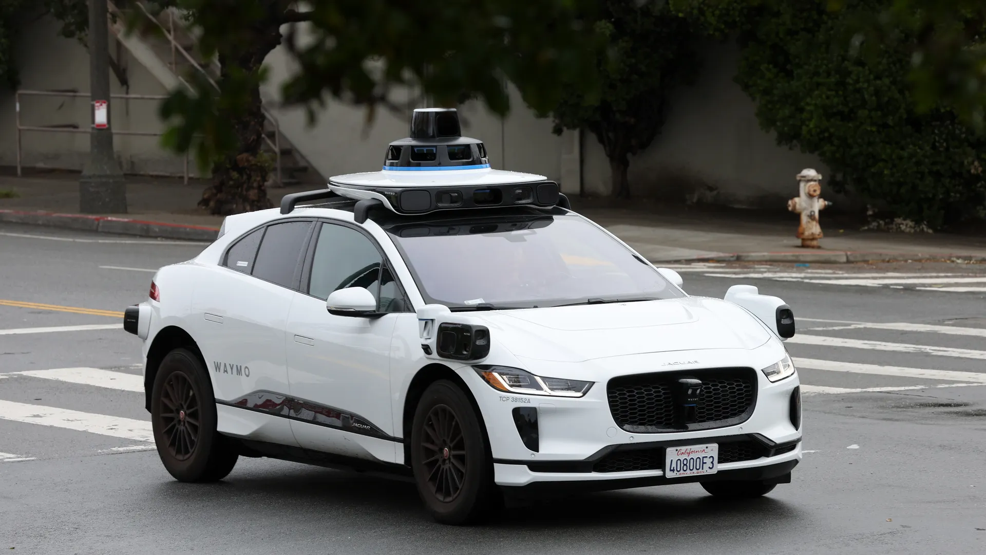 waymo-blackout-sonrasi-robotaksi-sistemini-yenileyir