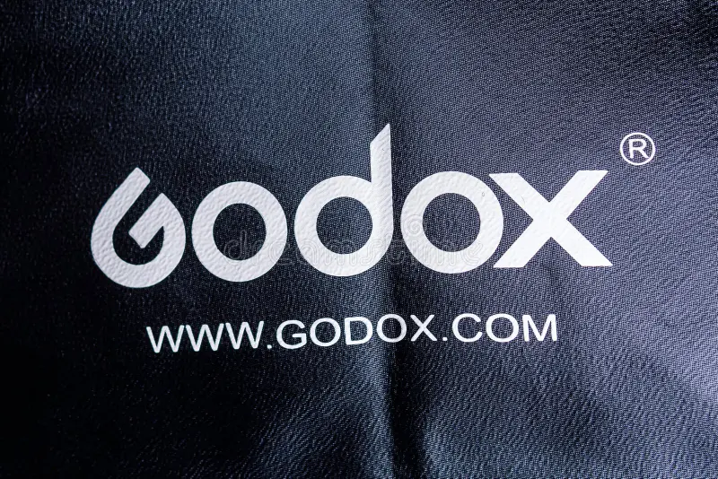godox-un-meshur-led-isigi-rekord-endirimle-satisdadir