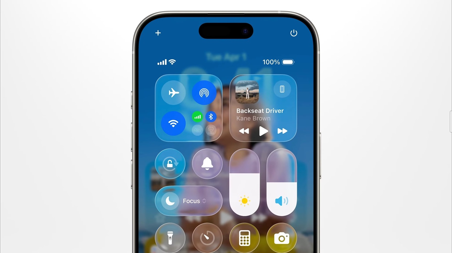 bezi-mutexessisler-ios-26-nin-yeni-dizayn-uslubunu-tenqid-edibler