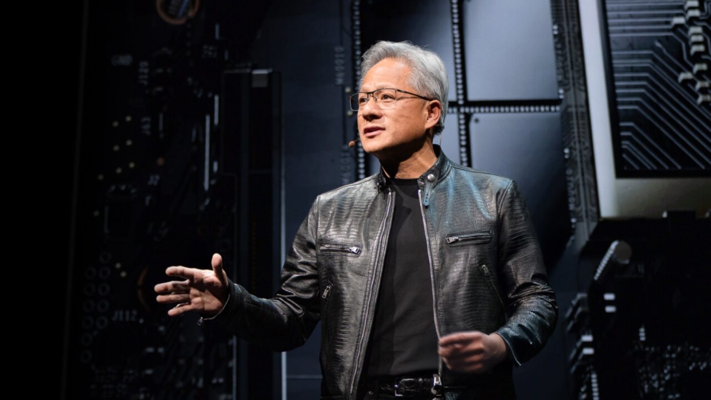 nvidia-ceo-su-robotlarin-ve-avtonom-masinlarin-onilliyini-elan-edib