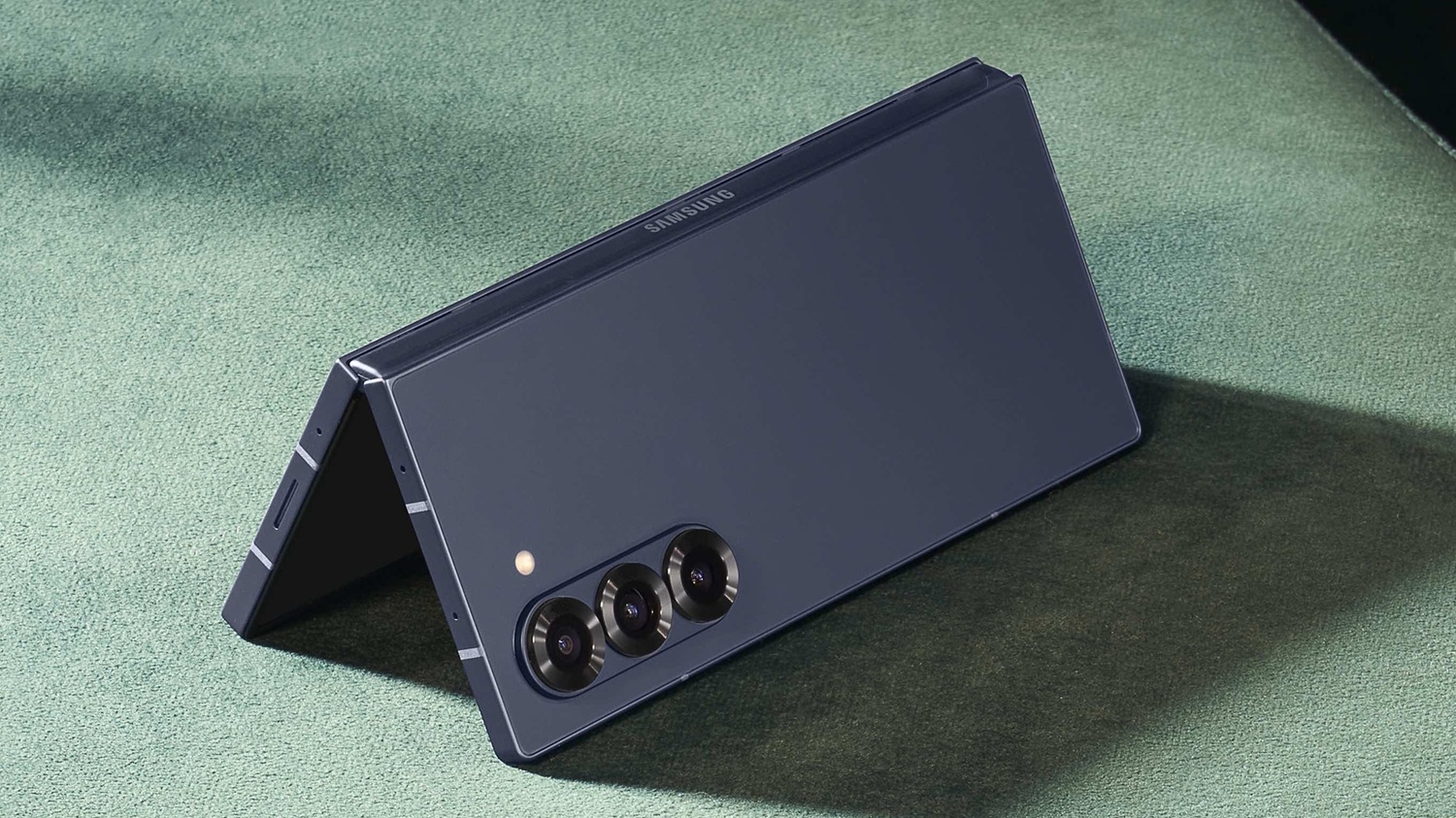 samsung-galaxy-z-fold-7-ve-z-flip-7-nin-teqdimat-tedbiri-resmi-sekilde-anons-edilib