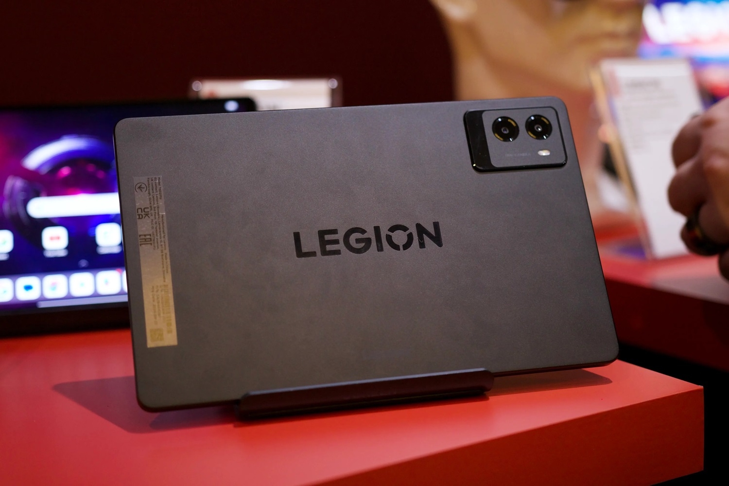 lenovo-legion-tab-gen-3-gaming-planseti-teqdim-edilib-qiymeti