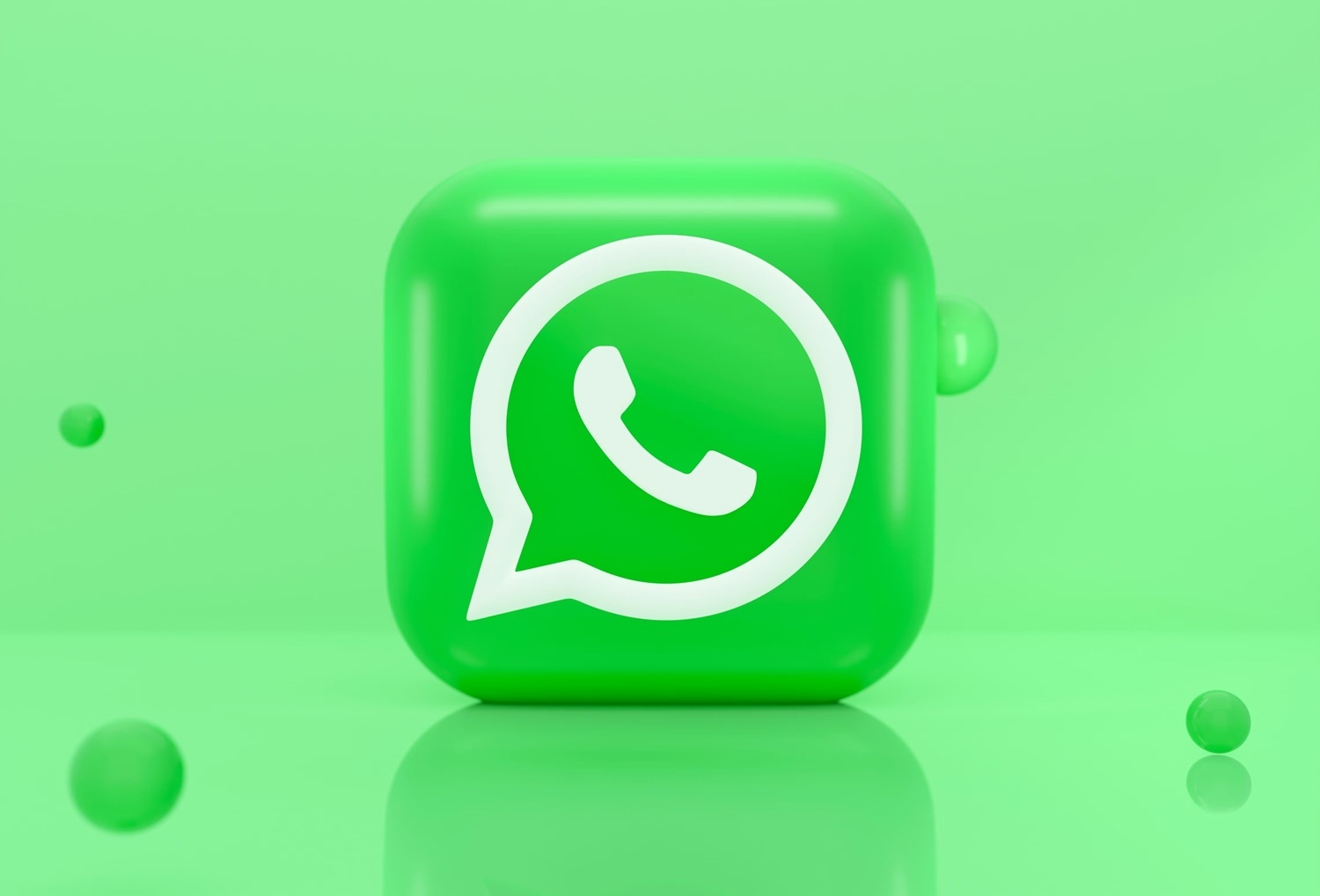 whatsapp-in-ayliq-istifadeci-kutlesi-3-milyardi-kecib