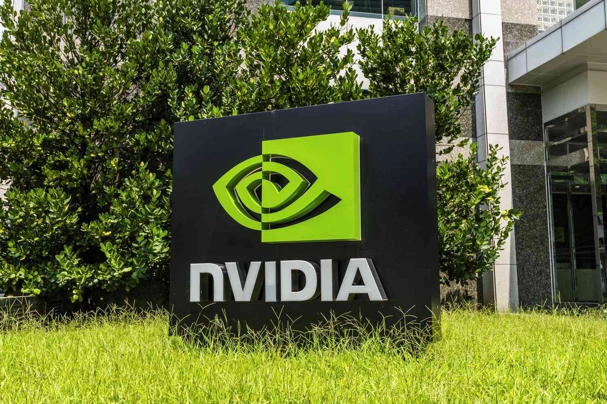 nvidia-bazar-deyeri-4-trilyon-dollari-kecmis-ilk-sirket-oldu