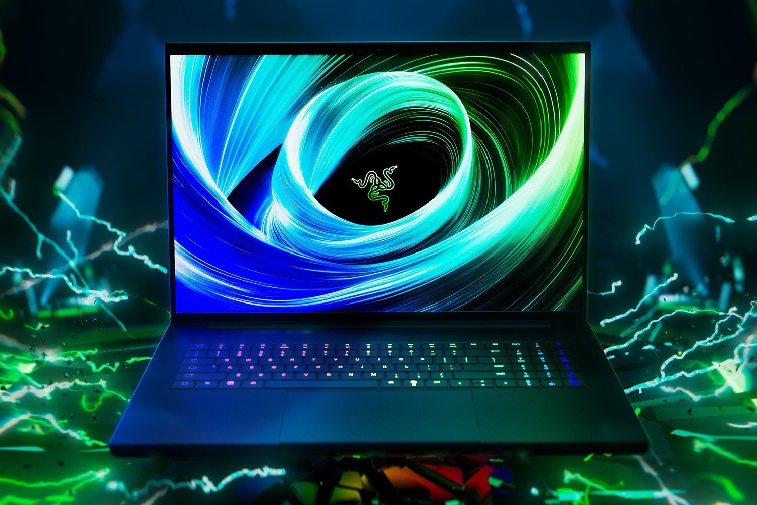 rtx-5090-videokartina-sahib-razer-blade-18-2025-gaming-noutbuku-teqdim-edilib-qiymeti