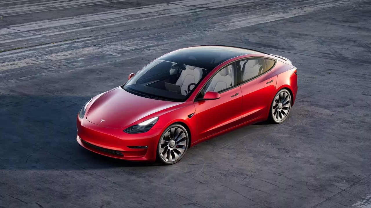 tesla-nin-model-q-adli-yeni-elektromobili-baresinde-melumatlar-ortaya-cixib