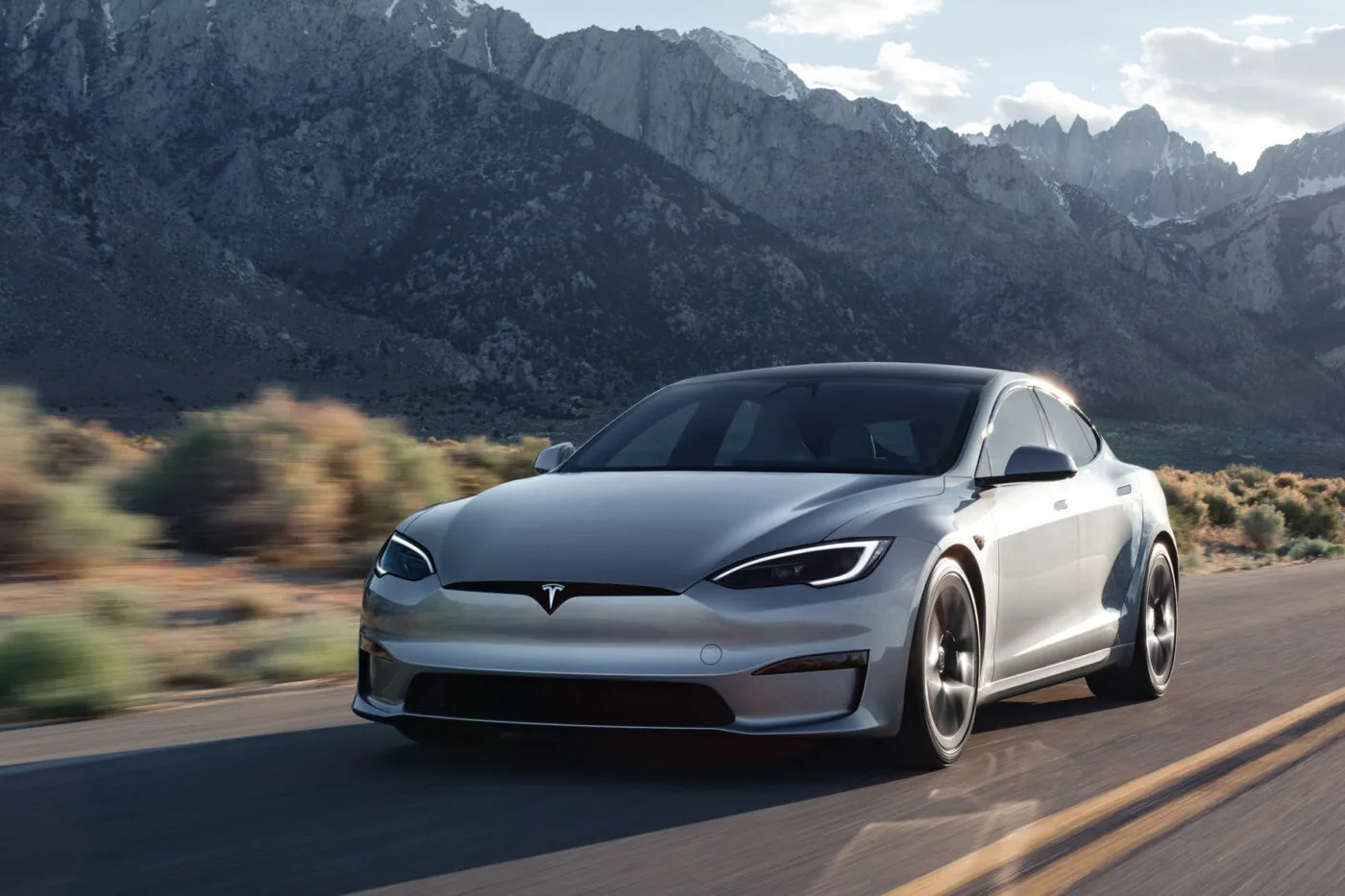 elon-musk-in-siyasi-aktivliyi-sebebile-tesla-loyal-musterilerinin-bir-hissesini-itirib