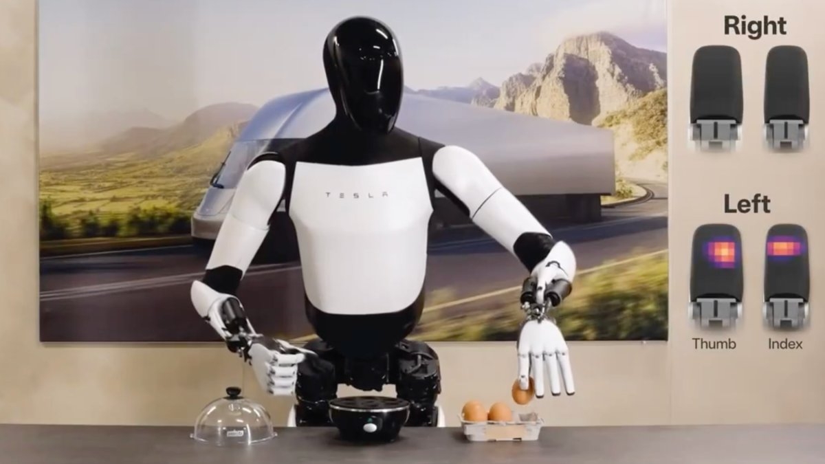 tesla-optimus-robotunun-funksionalligini-azaltmali-ve-ya-istehsalini-texire-salmali-olacaq