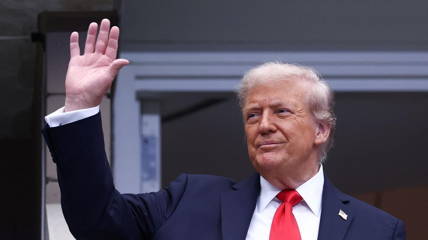 trump-google-ve-apple-in-avropa-terefinden-cerimelenmesine-ciddi-cavabin-verileceyi-ile-hedeleyib
